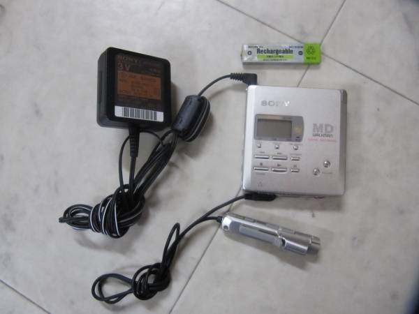 G1453 ★ SONY ポータブルMDプレーヤー　MZ-R55