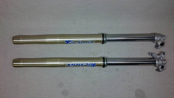 08　YZ250F　外し　フロントサス　フロントフォーク