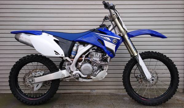 08　YZ250F　外し　フロントサス　フロントフォーク