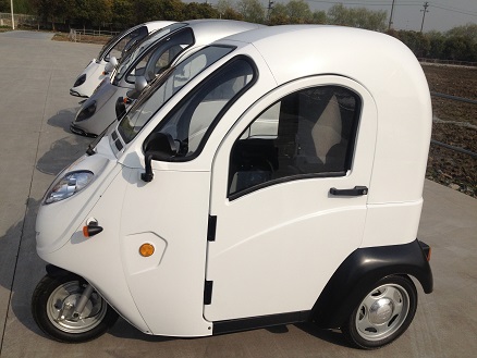 展示車 電動ミニカーピヨピヨ公道走行可能 白 四輪バギー 売買されたオークション情報 Yahooの商品情報をアーカイブ公開 オークファン Aucfan Com