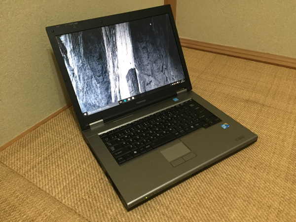 ★即決★TOSHIBA ノートパソコン K32V (Windows10,Office2013)b_1