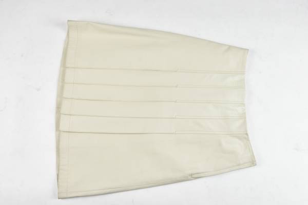 ■新品／本革■ラムスカート【白／W72】希少色/前プリーツ■
