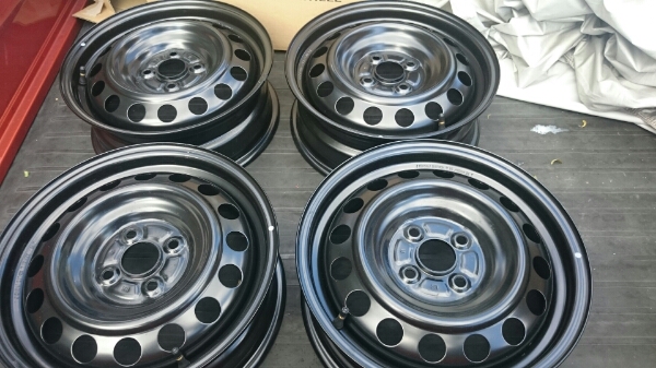 トヨタ純正 アクア純正スチール ホイール 新車外し品4本♪ 型番