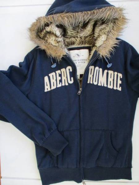 アバクロンビー＆フィッチ 裏地ファー パーカー　紺　ジャンパー