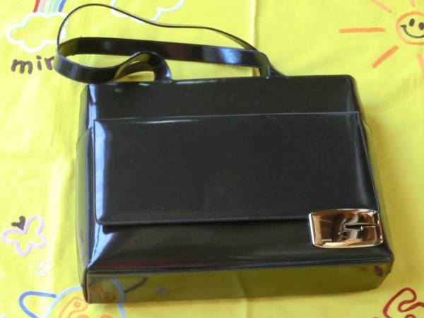 未使用ＧＵＣＣＩ　グッチバック　Ａ４楽に入ります。入学祝いに