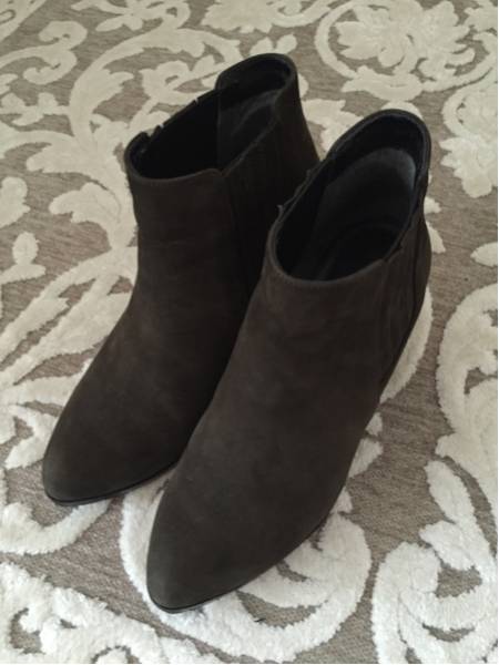 ★カリーノ ショートブーツ★ 今期 サイドコア 23
