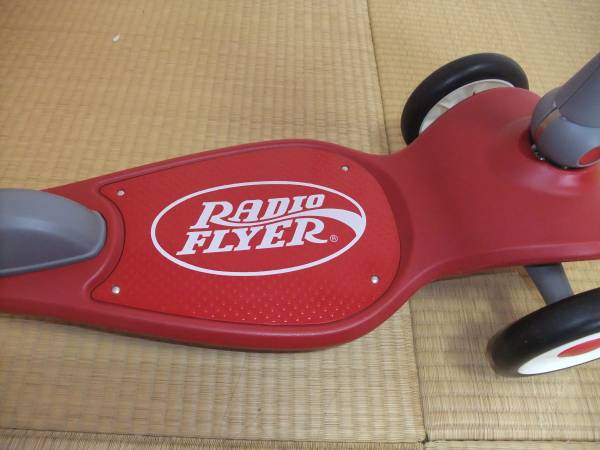 ラジオフライヤー RADIO FLYER キックボード : - Radio 1st | 品番1872
