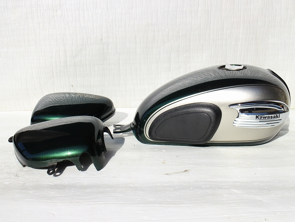 ◇美品◇W650用外装セット タンク サイドカバー 08カラー W650 タンク