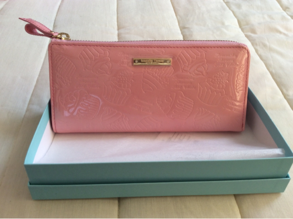 ☆新品☆サマンサ☆ピンクのスウィーツ型押しの長財布