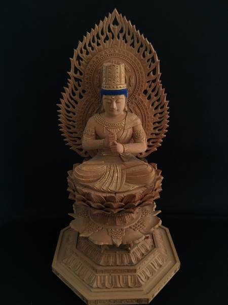 極細工 中国古玩 和田玉 : ◇4622 宝古斎細工彫り上品和田青玉珊瑚蓋