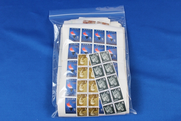 ★未使用　バラ切手 記念切手 特殊切手 総額面30，280円　⑥