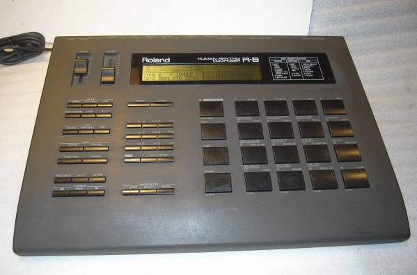 【レア品】RolandヒューマンリズムコンポーザーR-8 動作問題なし ROLAND R-8 (HUMAN RHYTHM COMPOSER) ジャンク品 ホビー、カルチャー