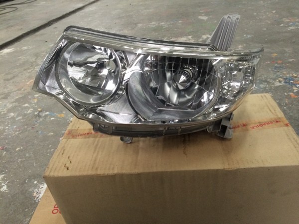 タントカスタム L375 ヘッドライト 左 HID タントカスタム 左ヘッド