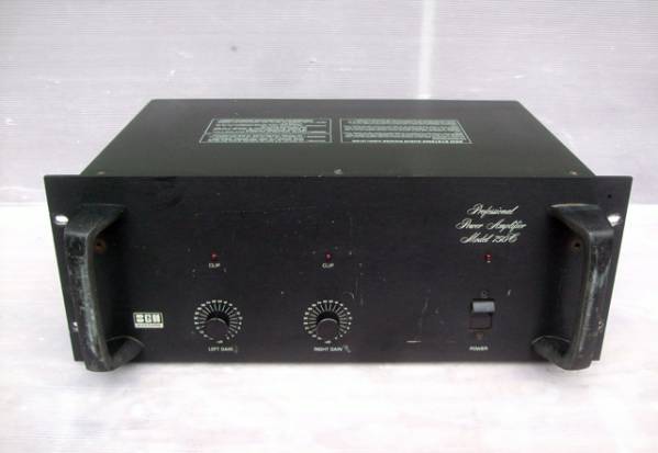 BGW Model 750B パワーアンプ　中古品 BGW 750B パワーアンプ プロ用 中古 ホビー、カルチャー 楽器、器材