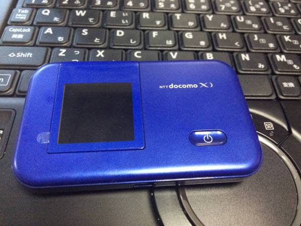 【★美品】docomo HW-02E　ブルー