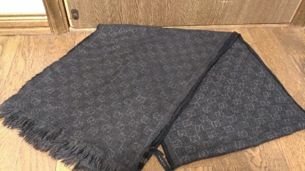 GUCCI　グッチ　マフラー　ストール　美品♪