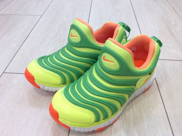 NIKE ダイナモフリー　イエロー・黄緑 18cm　店頭展示品