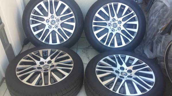 切削光輝アルファードヴェルファイア純正18インチ