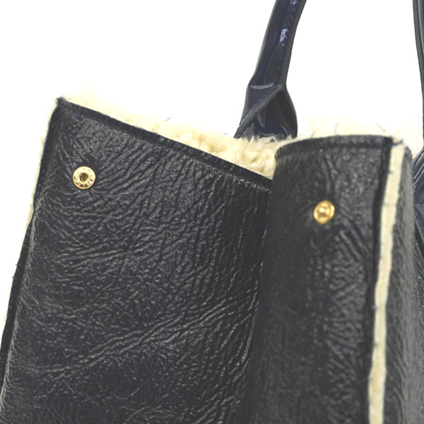 1円美品[トリーバーチ] ムートン×エナメル トート バッグ 紺