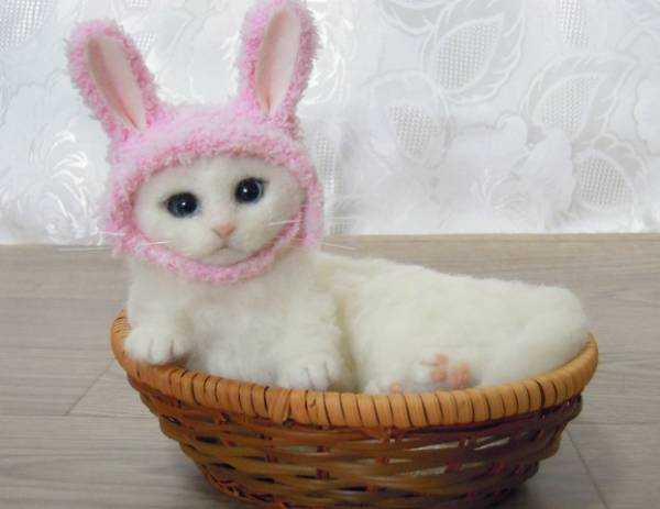 羊毛フェルト　猫　ハンドメイド　スコティッシュ白猫　送料込み