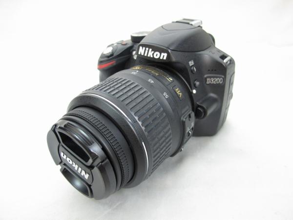 中古】Nikon ニコン D3200 一眼レフカメラ 18-55 VR kit