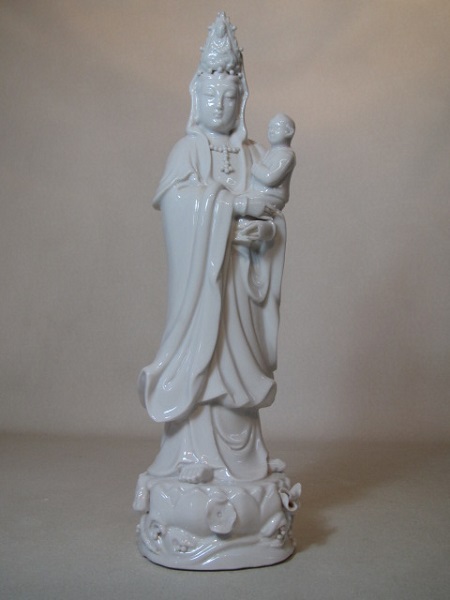 ☆慈母観音菩薩像 子安観音 子育観音 マリア観音 白磁 中国製☆