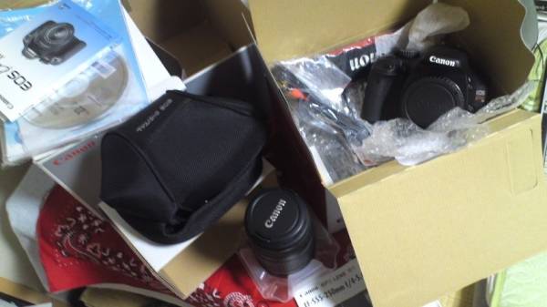 Canon★キャノン EOS Kiss X4 ダブルズーム★カメラバッグ付_2