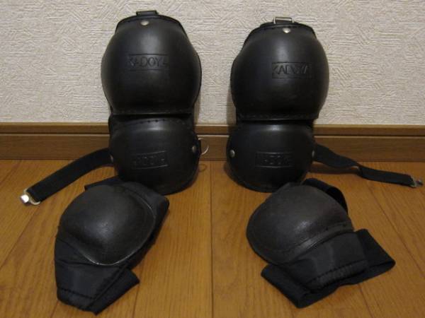KADOYA　ショルダープロテクター カドヤ