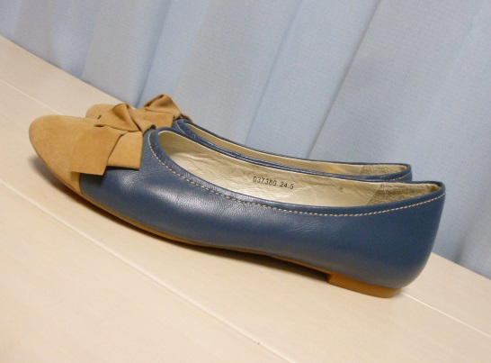 未使用 卑弥呼 革製 リボン付き フラットパンプス ぺたんこ 24.5