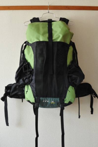 新品】ULA EPIC 完全防水/65L ドライザック取り外し可能(バックパック 