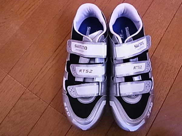 ★Shimano RT52 SPD対応　サイズ44　中古
