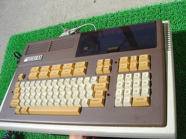 FUJITSU 富士通 MICRO 8 MB25020 FM8 ジャンク