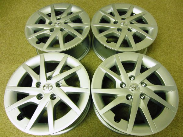 新車外し☆トヨタ プリウスα純正 16インチ 6.5J+39 PCD114.3-5H
