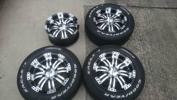 フレーダーマウス　クエルボ８　ハイエース　キャラバン