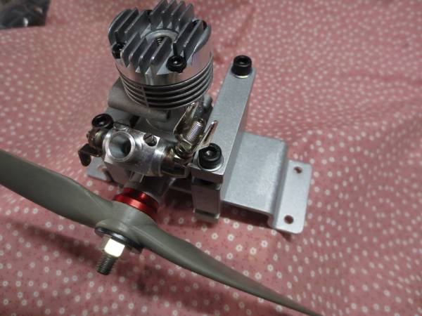 ☆　　テストベンチ　 ☆　　在庫１個になりました！