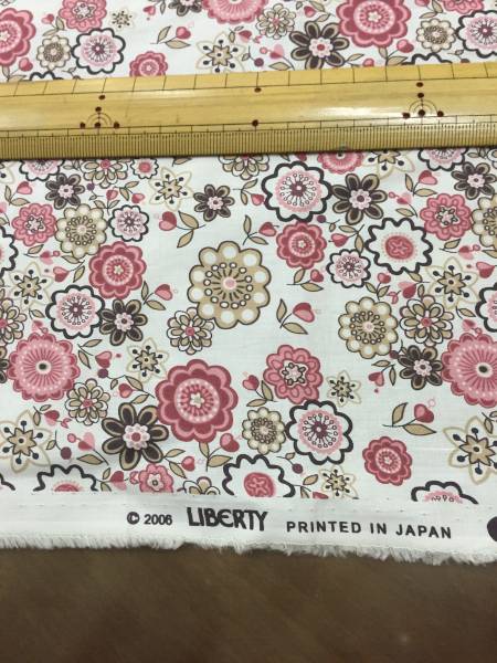 リバティ タナローン生地 はぎれ ③