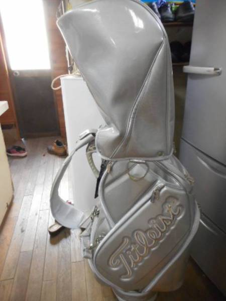☆中古・美品☆タイトリスト　プレミアム　キャディバッグ限定☆