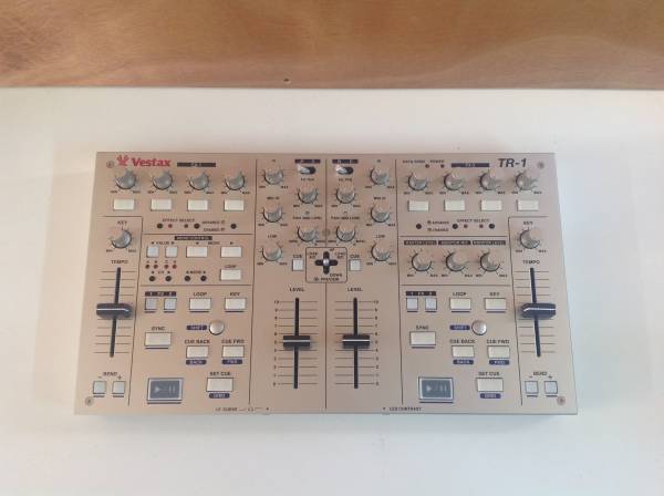 Vestax TR-1 PCDJコントローラー