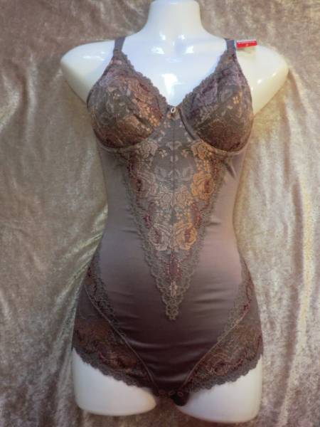 ☆トリンプ♪新品B75M ストーリーホディスーツ☆茶