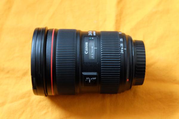 ⭐️ 美品 Canon EF24-70mm F2.8L II USM おまけ 免税 店 値段 超美品 CANON EF24-70mm F2.8L II USM おまけ付き 【公式