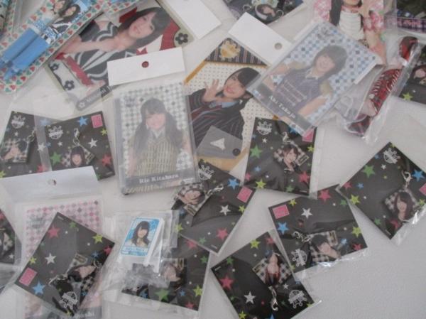 AKB48 グループ　ボールペン・チャーム等詰合せ