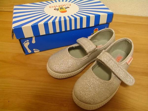 おしゃれ靴　スペイン製シエンタ　キラキラストラップシューズ28