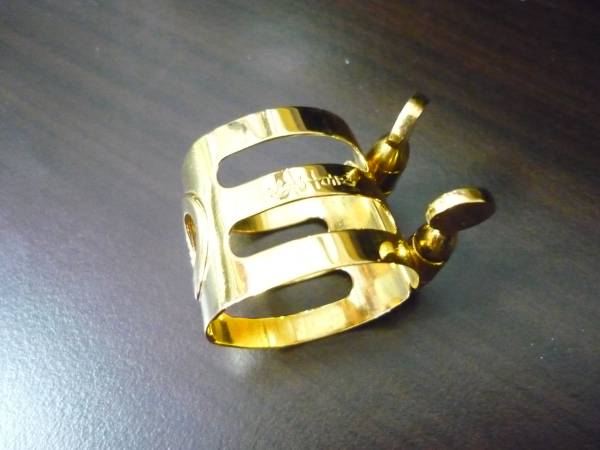 ★Wood Stone★アルトサックスリガチャー《メイヤー/ブラス/GP》