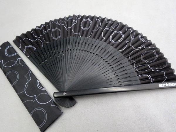 Ｄ522★非売品 マリークワント ノベルティ扇子 黒系★A