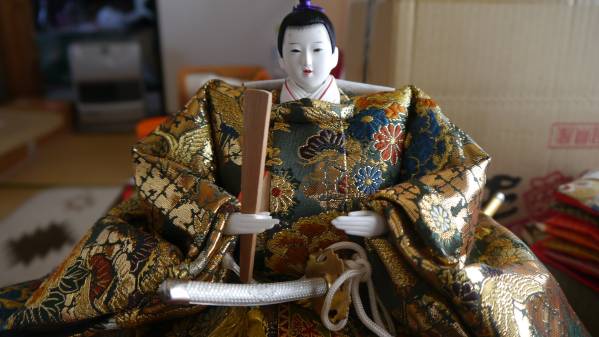 豪華な親王飾り