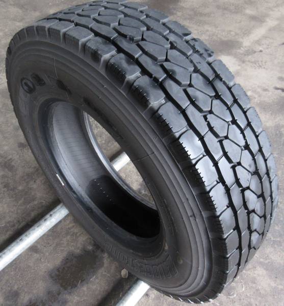 L917 バリ溝 225/80R17.5 ブリヂストン M801 1本 225/80-17.5　