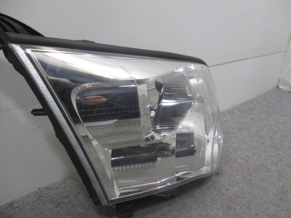 ノア NOAH ZRR70G/ZRR75G 後期 右ヘッドライト/ランプ(68258)