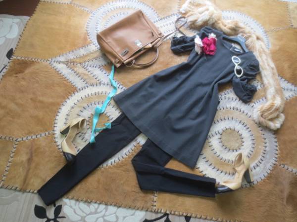 使えるブラックスタイル★レギンススタイルパンツチュニック２本