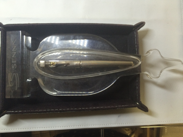 モンテグラッパ　アイルトン・セナ モデル万年筆 ケース付　