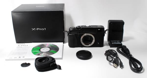 〓新品同様〓 FUJIFILM フジフイルム X-Pro1 ボディ 元箱付 【公式通販】